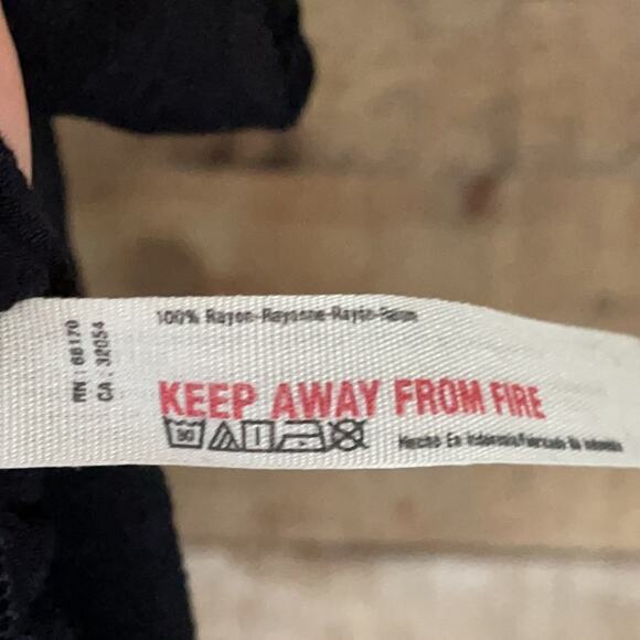 Free People Intimately Cascades Ruffle Cami Tank Top Black Size Medium - Picture 7 of 10